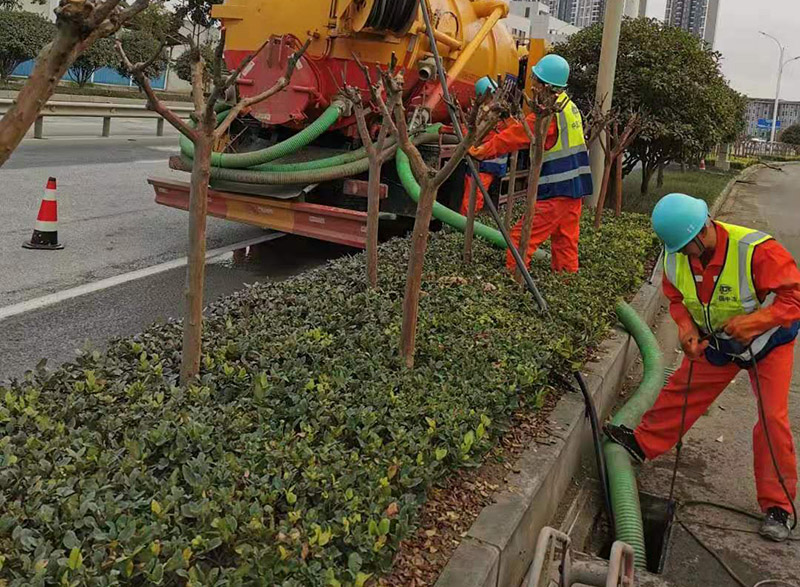 积玉口镇市政管道清淤